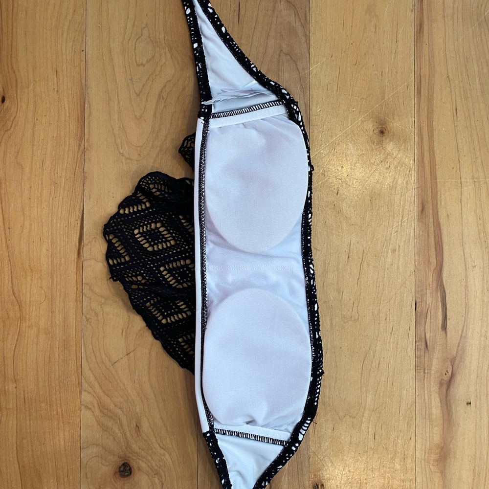 Bikini Top - Picture 2 of 3